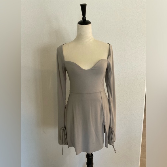 Oh Polly Dresses & Skirts - Oh Polly Gray Dress Size 10